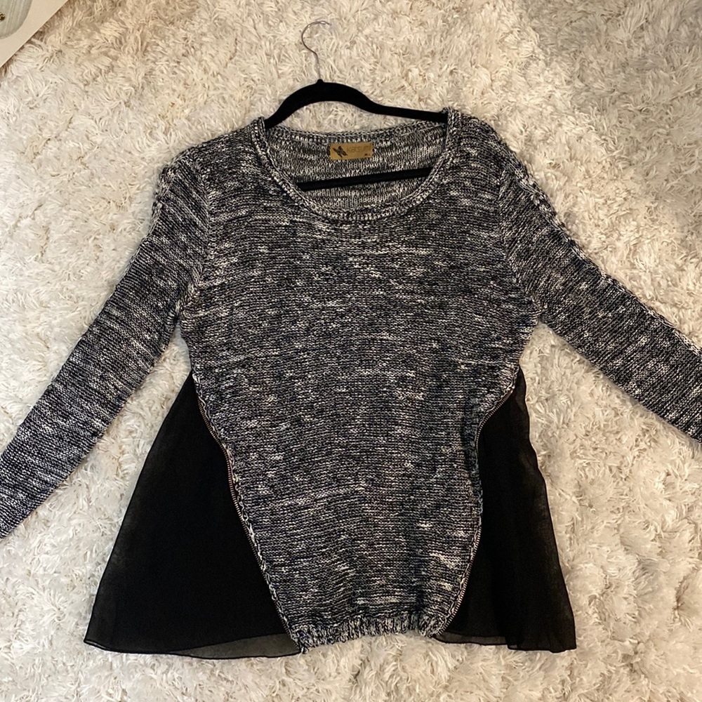 Knit sweater